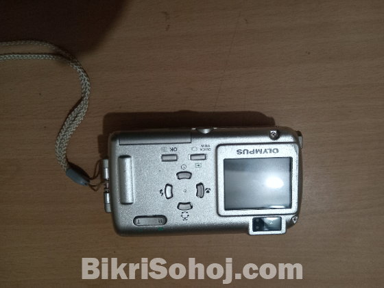 Olympus MJU 300
